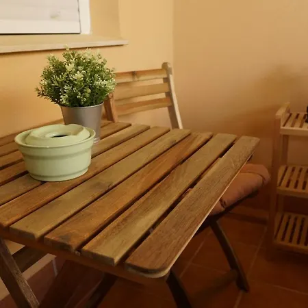 Lujo Duplex: Beachfront Garden Retreat With Pool Apartment Los Canos De Meca